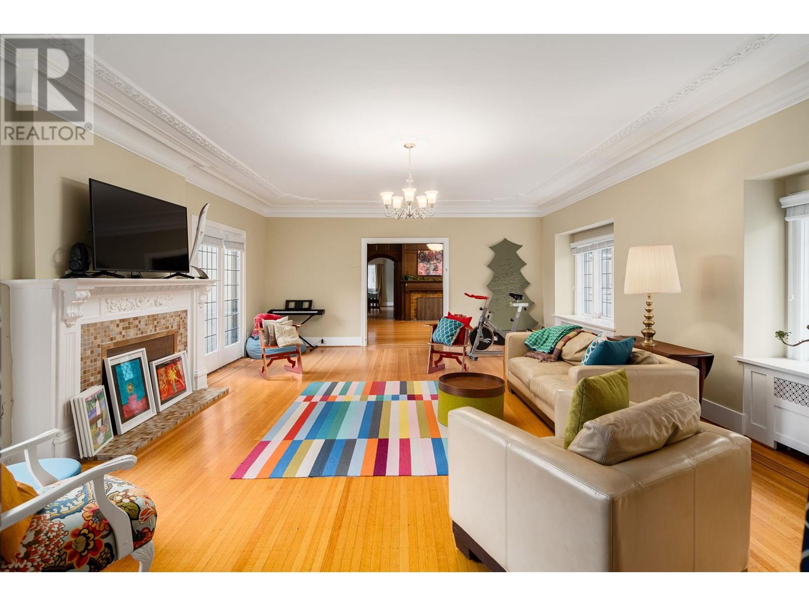 Photo 9 of 1678 Somerset Crescent, Vancouver BC