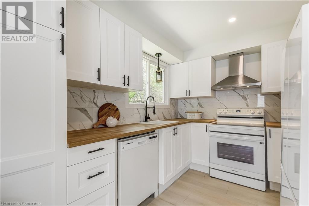 Photo 19 of 82 West 1st Street, Hamilton ON