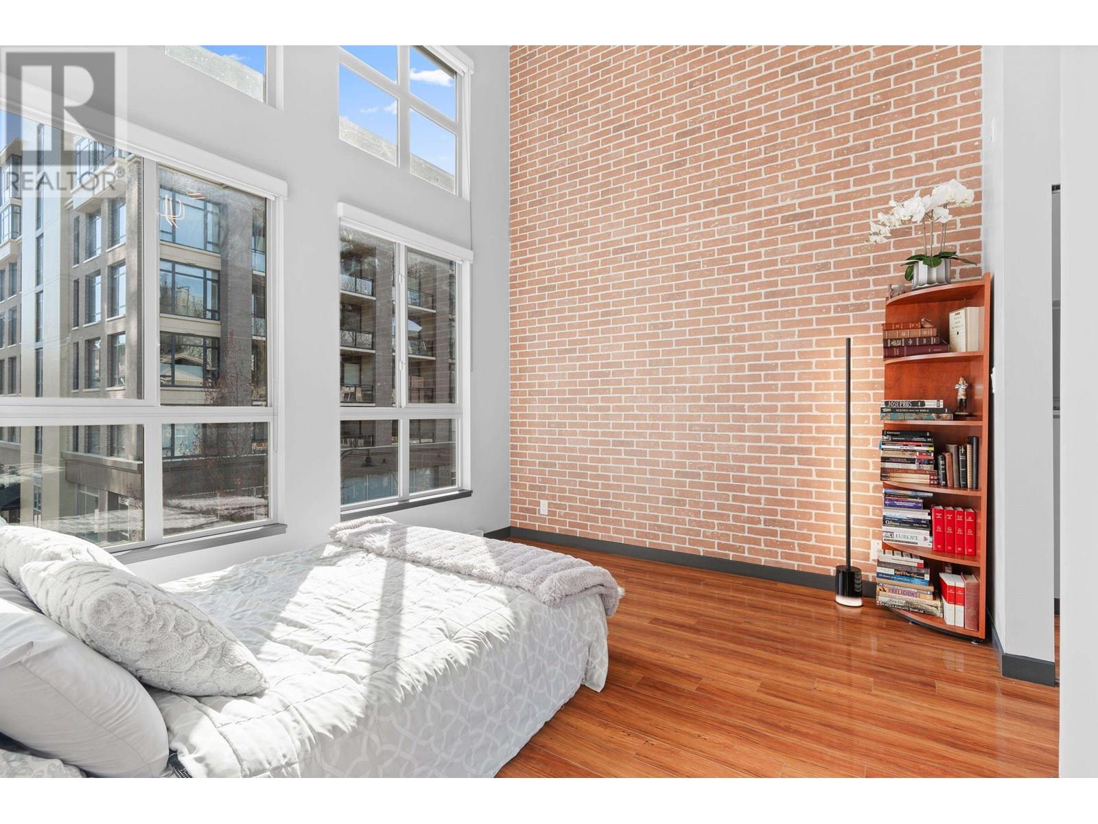 416 101 MORRISSEY ROAD, Port Moody real estate listing R2999866
