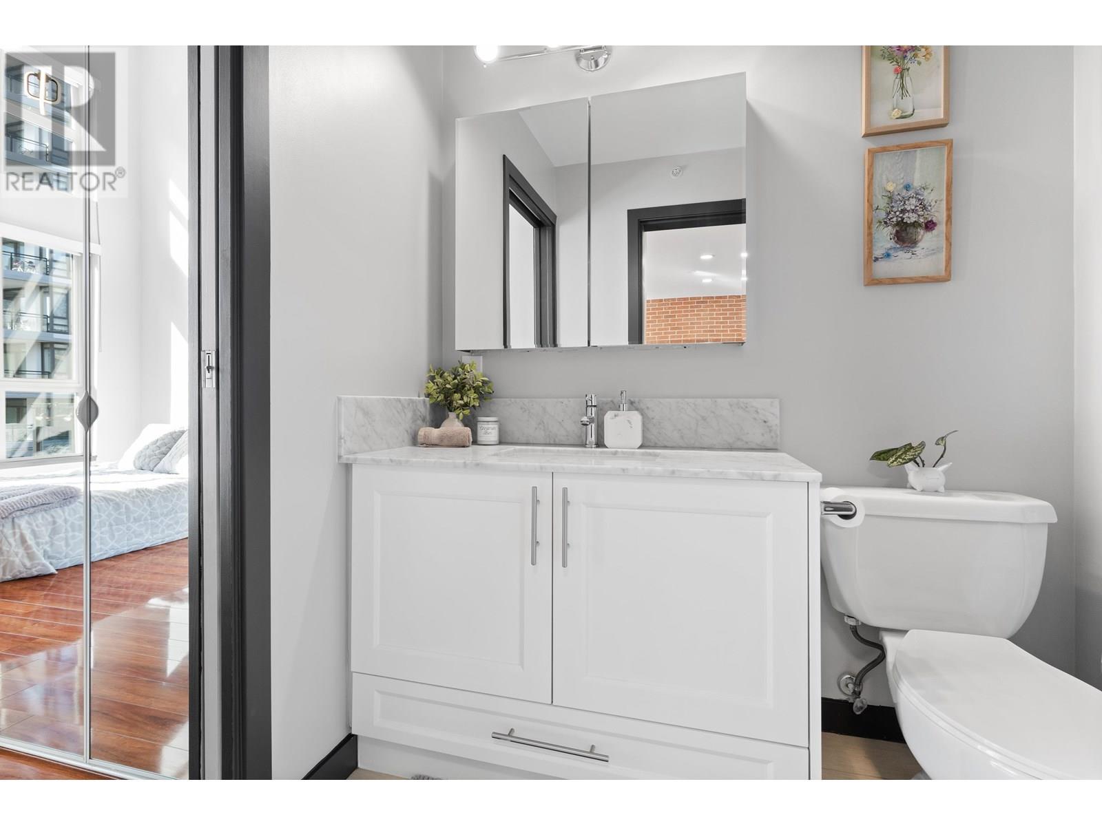 416 101 MORRISSEY ROAD, Port Moody real estate listing R2999866