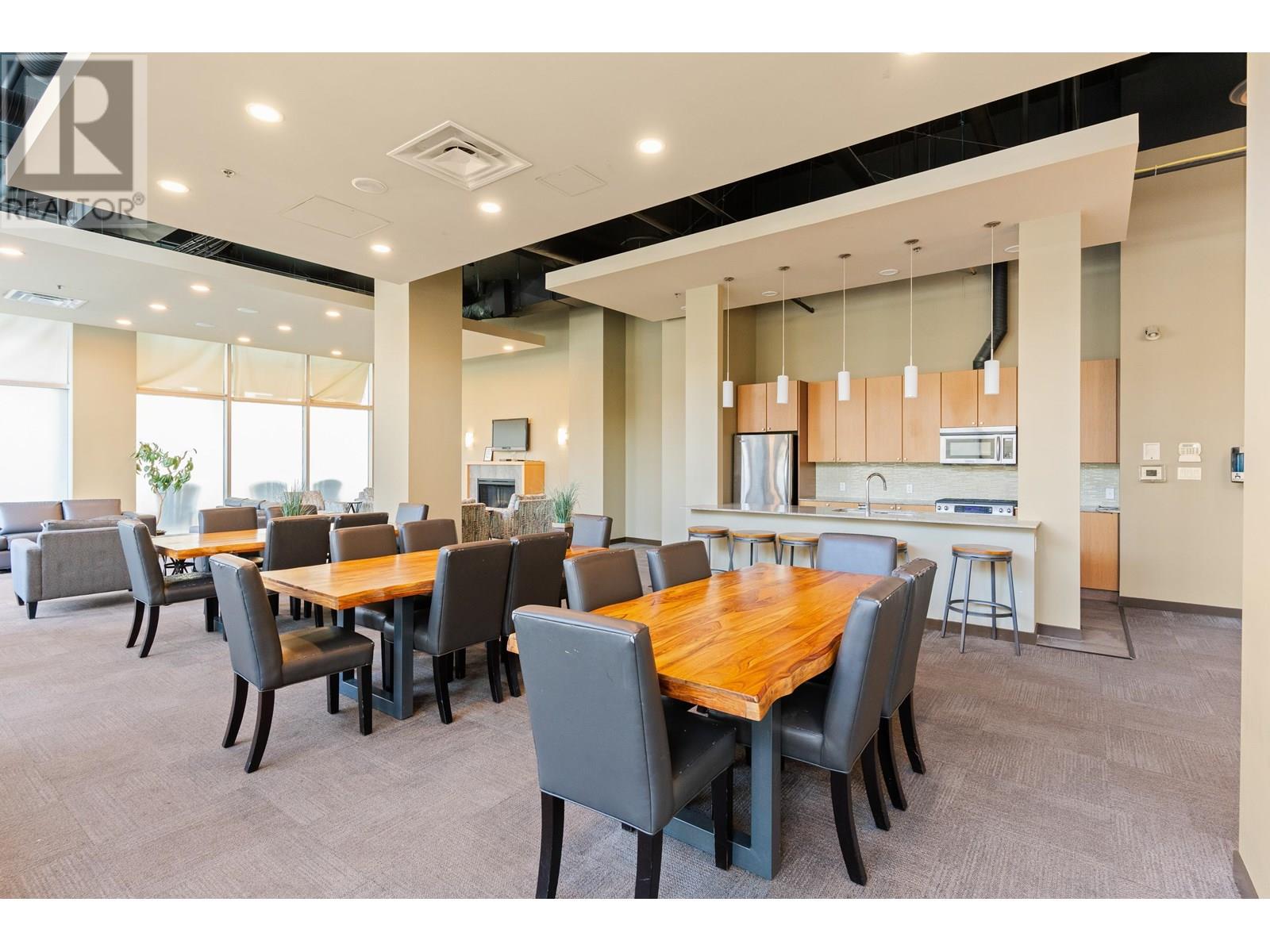 416 101 MORRISSEY ROAD, Port Moody real estate listing R2999866
