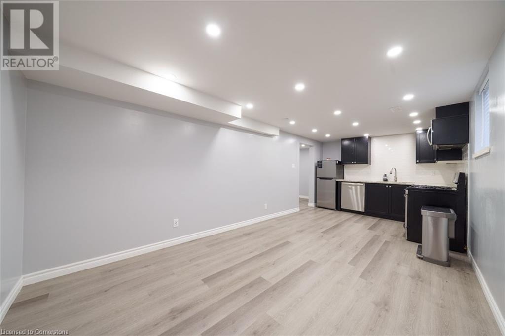 Photo 7 of 39 Bonaparte Way Unit Lower Unit, Hamilton ON