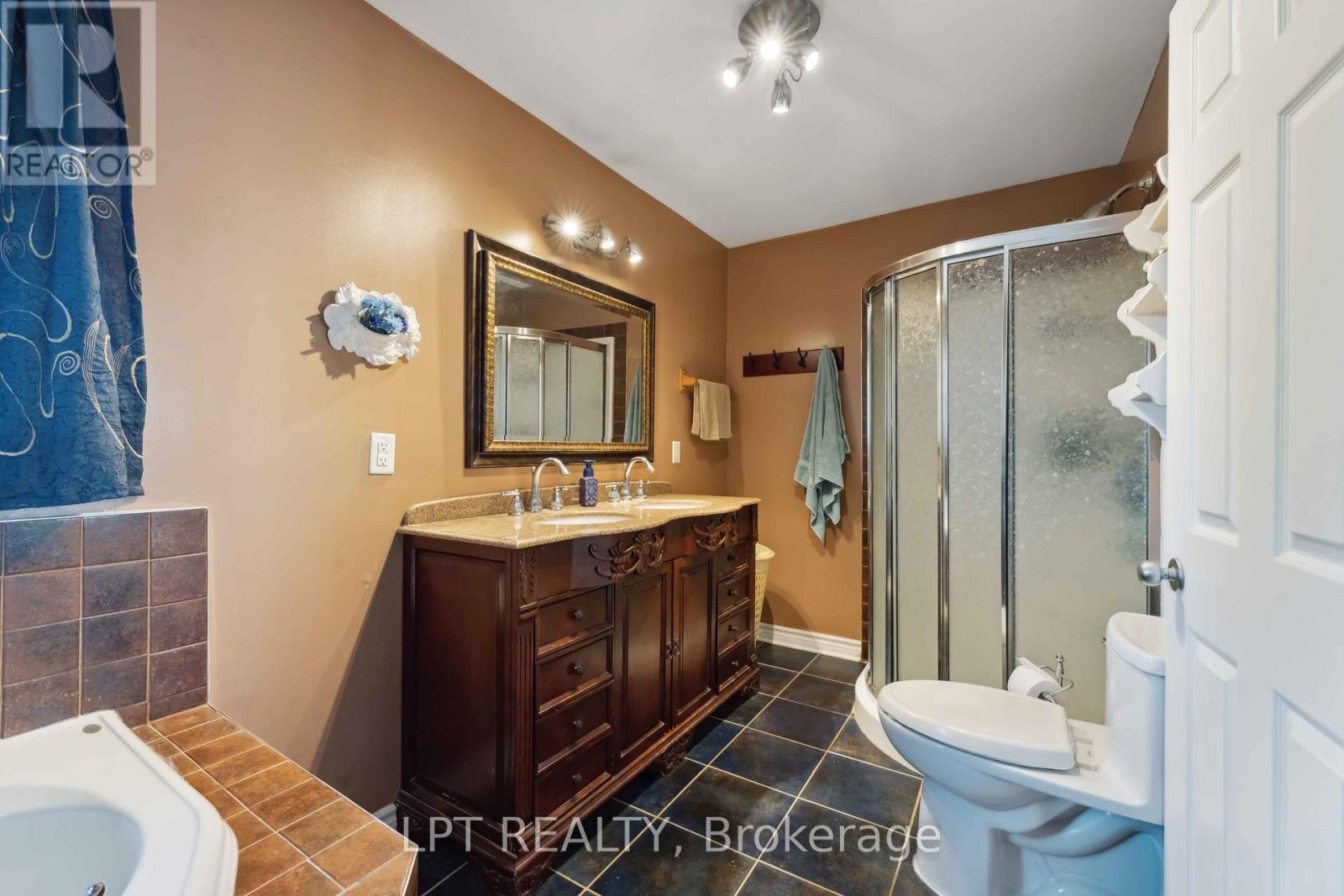 Photo 26 of 61 Fieldgate Drive, Ottawa ON