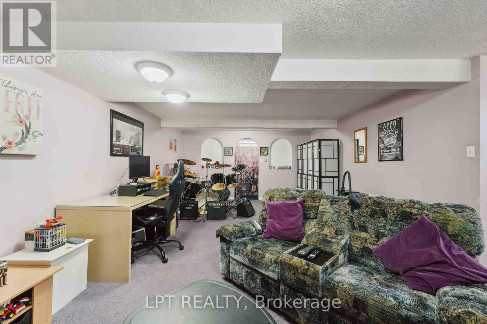 Photo 38 of 61 Fieldgate Drive, Ottawa ON