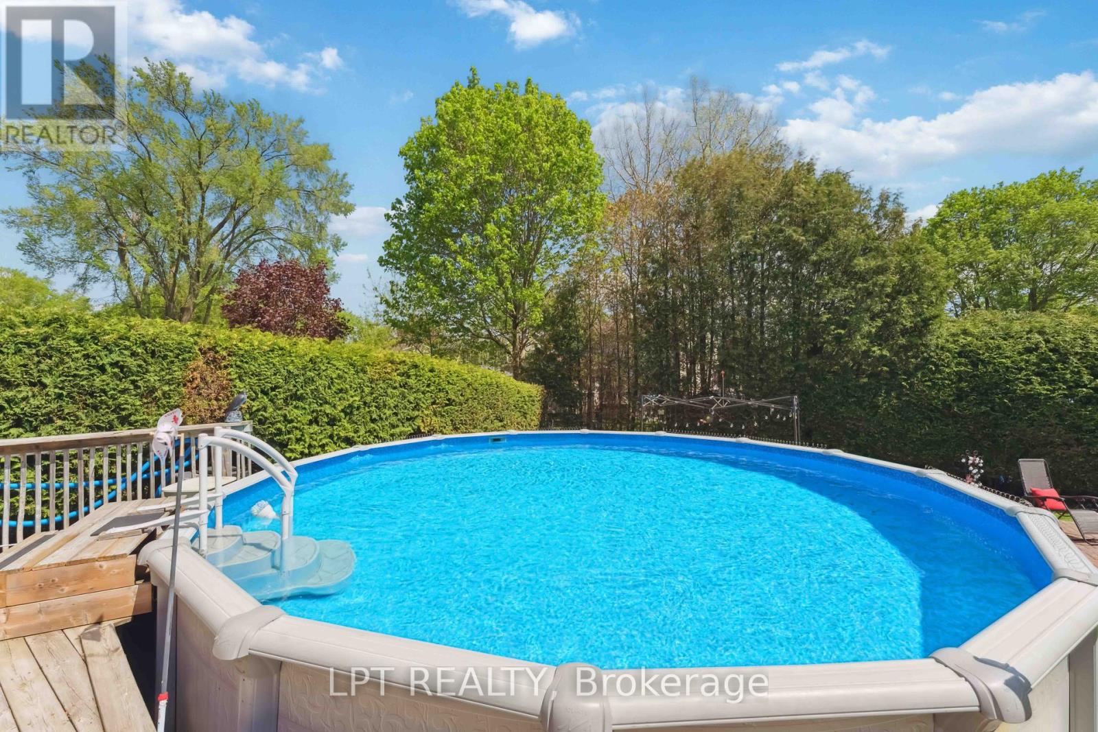 Photo 21 of 61 Fieldgate Drive, Ottawa ON