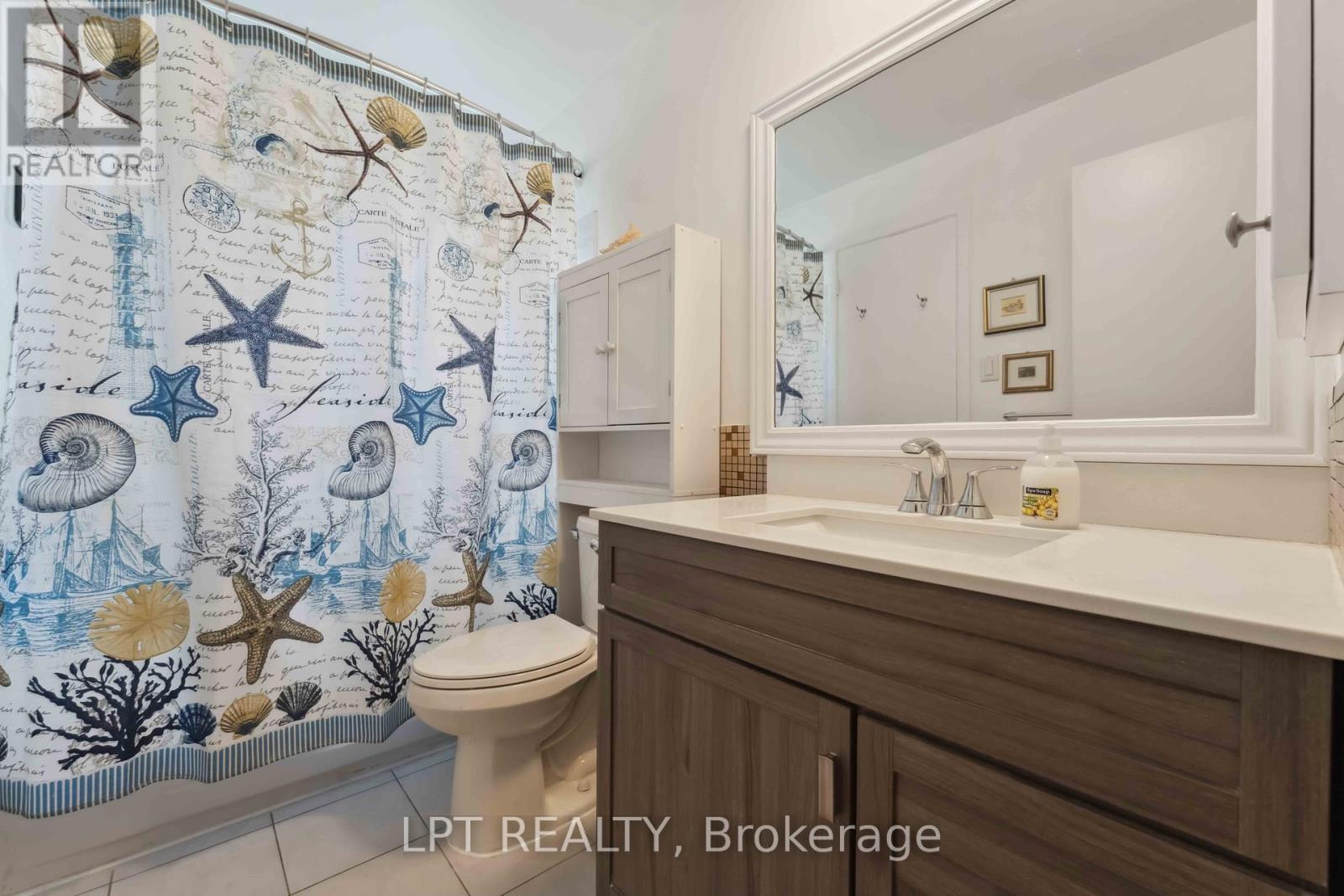 Photo 34 of 61 Fieldgate Drive, Ottawa ON