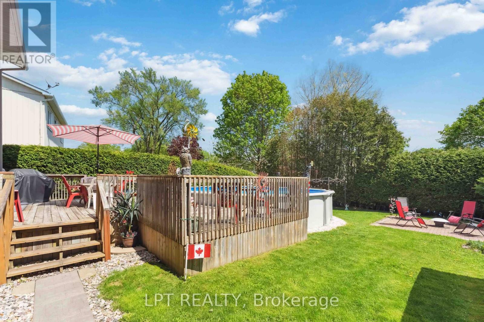 Photo 40 of 61 Fieldgate Drive, Ottawa ON