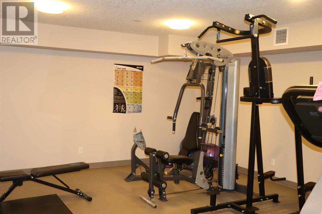 Single Family House for Sale in   Rocky Vista Gardens NW Rocky Ridge Calgary 