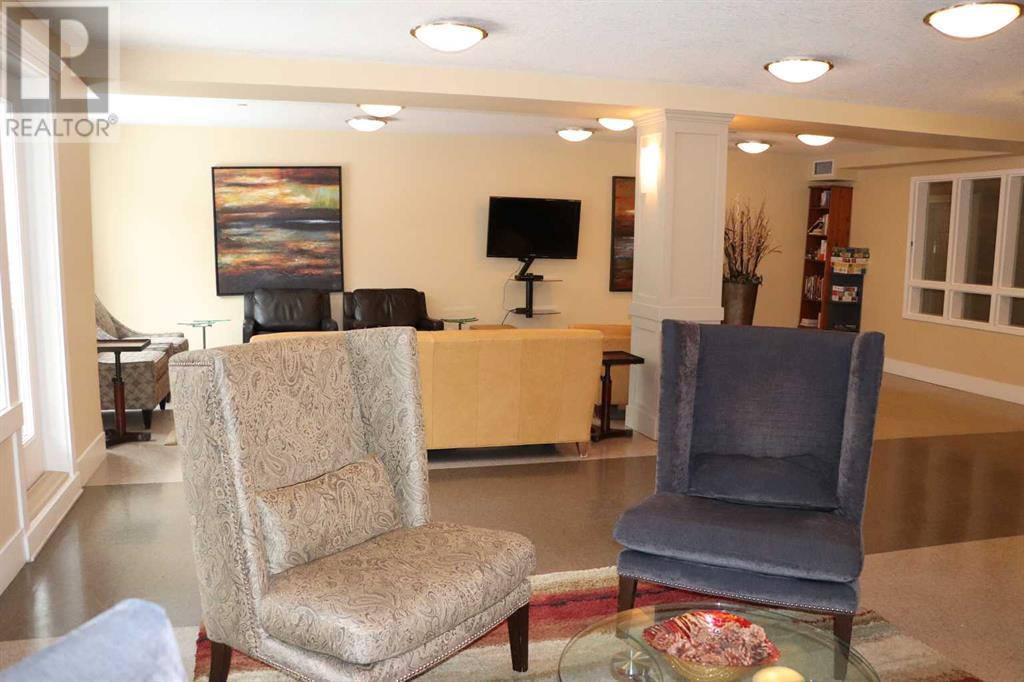 Single Family House for Sale in   Rocky Vista Gardens NW Rocky Ridge Calgary 