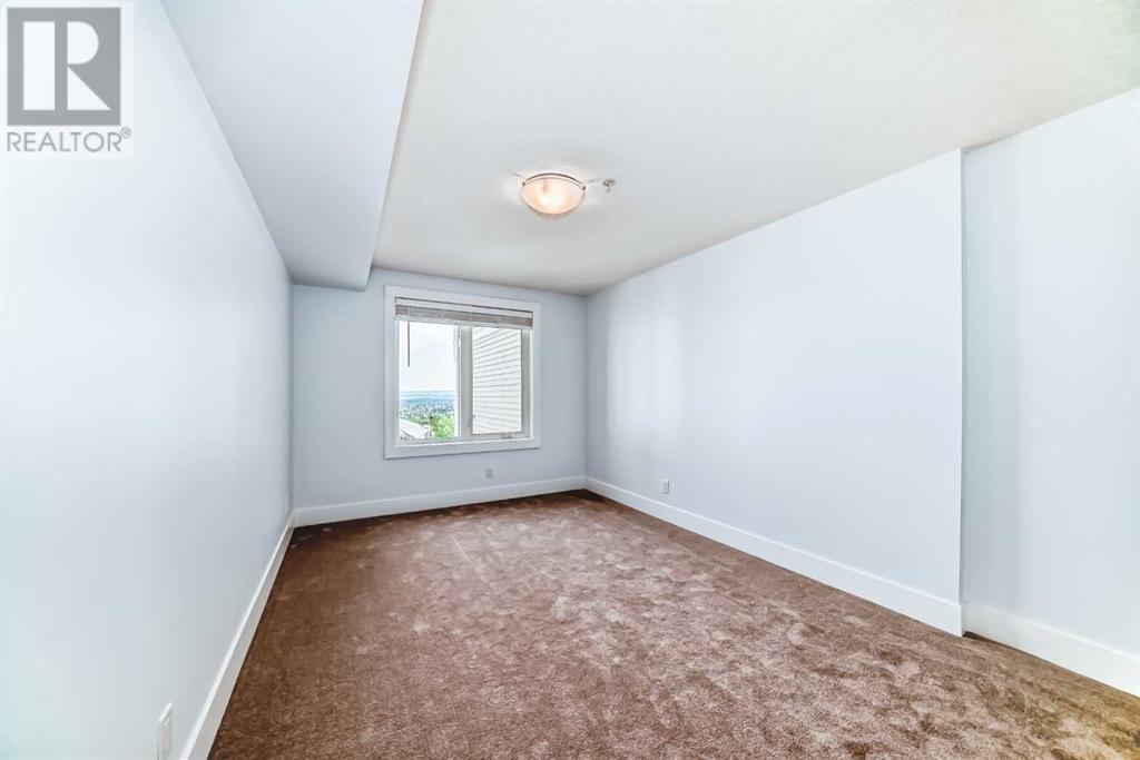 Single Family House for Sale in   Rocky Vista Gardens NW Rocky Ridge Calgary 