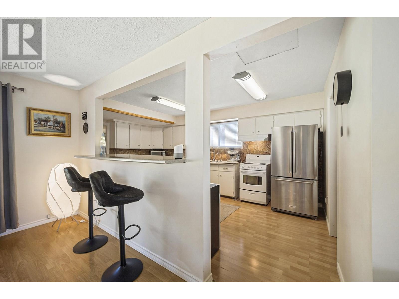 Photo 15 of 3819 Coast Meridian Road, Port Coquitlam BC