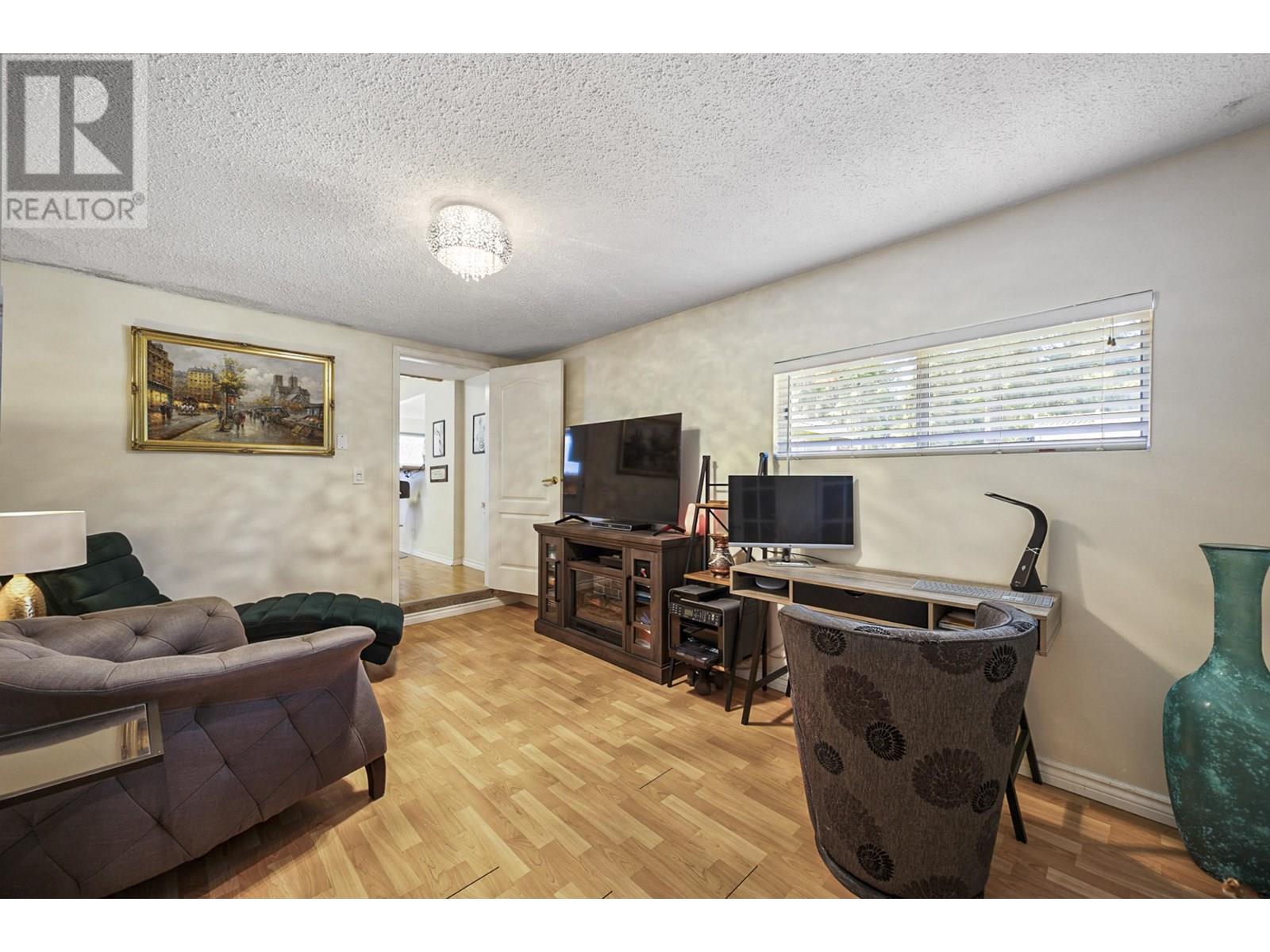 Photo 22 of 3819 Coast Meridian Road, Port Coquitlam BC