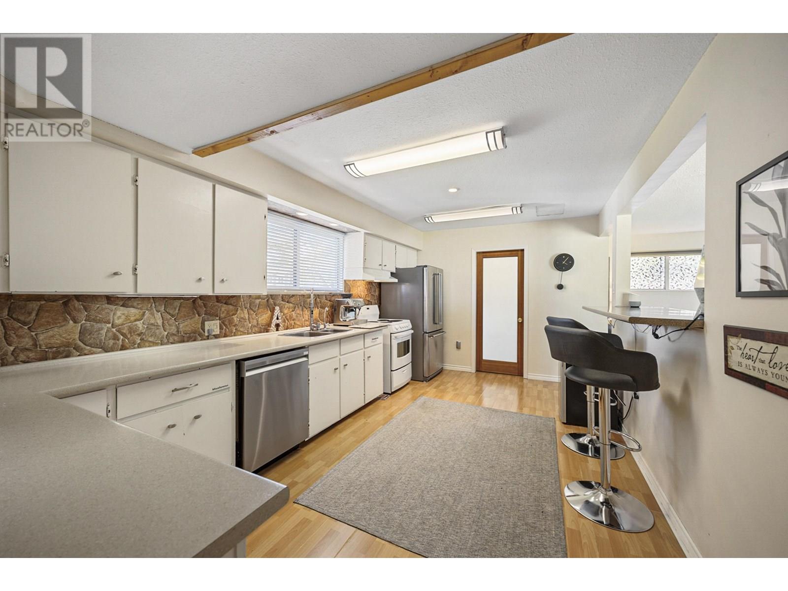 Photo 19 of 3819 Coast Meridian Road, Port Coquitlam BC