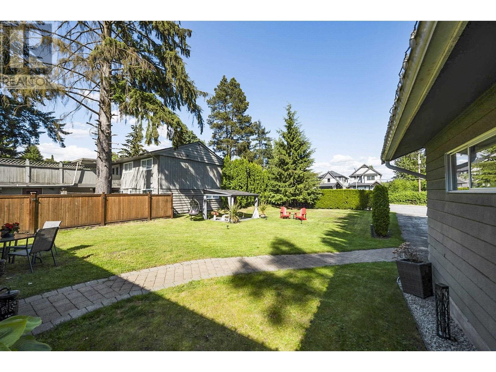 Photo 26 of 3819 Coast Meridian Road, Port Coquitlam BC