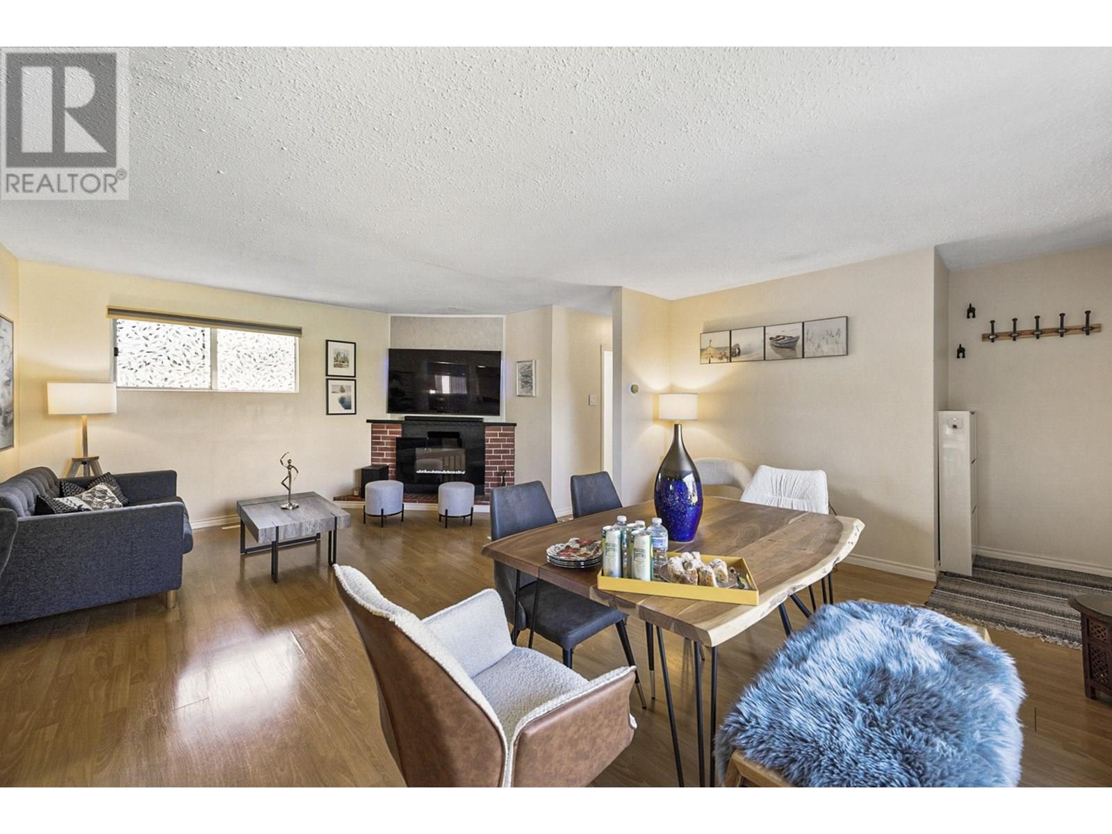 Photo 13 of 3819 Coast Meridian Road, Port Coquitlam BC