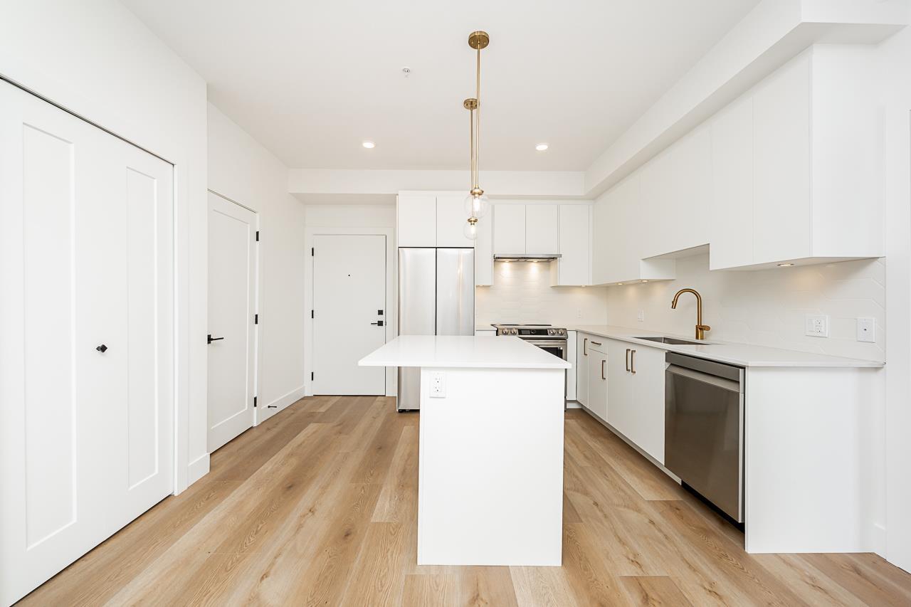 Photo 8 of 115 20282 72 B Avenue, Langley BC