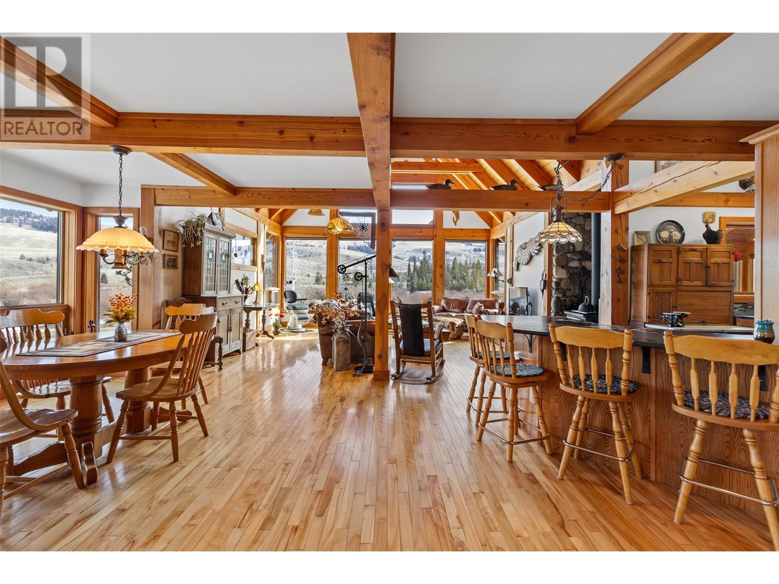 7020 Brolin Road, Logan Lake