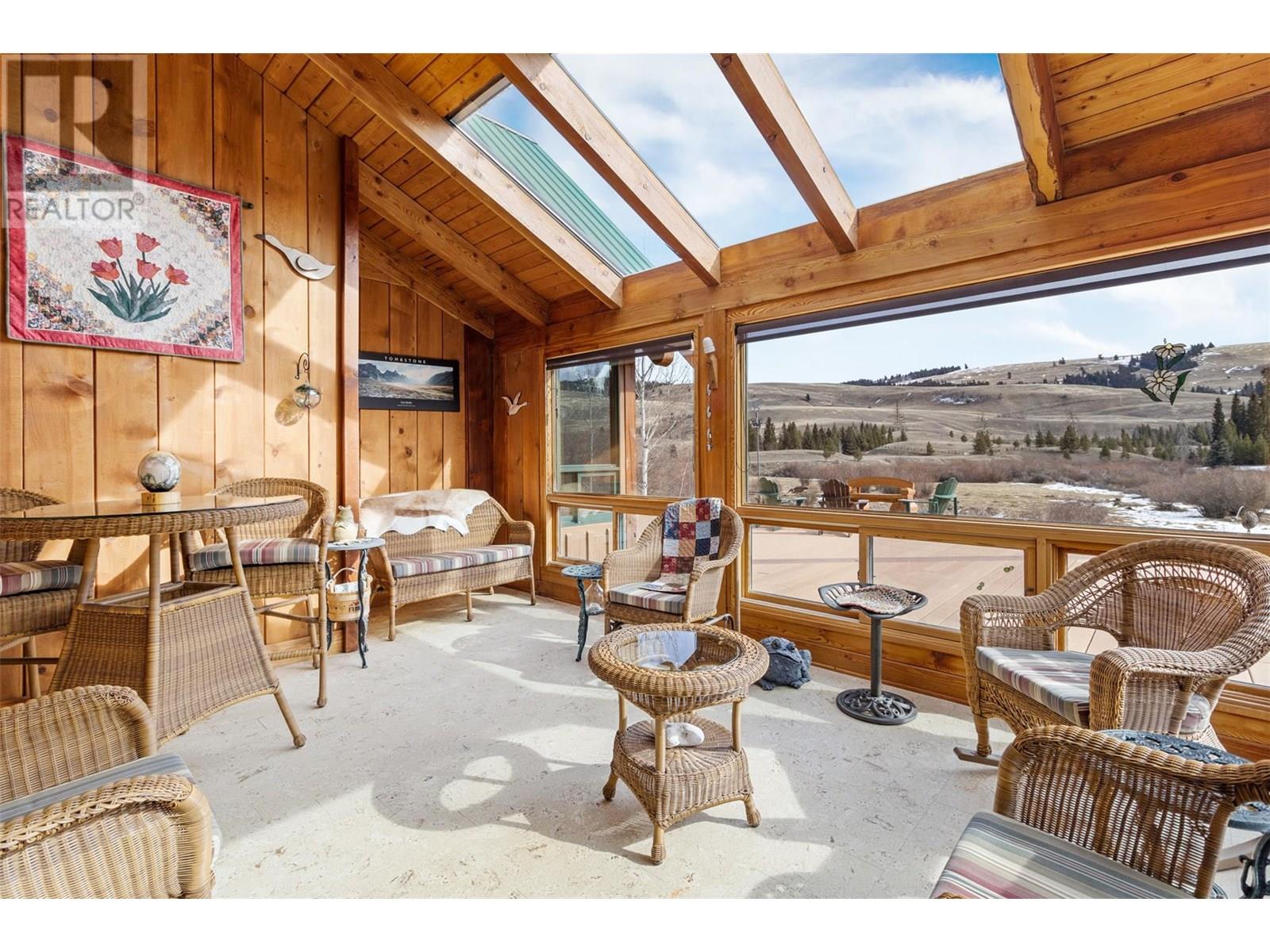 7020 Brolin Road, Logan Lake