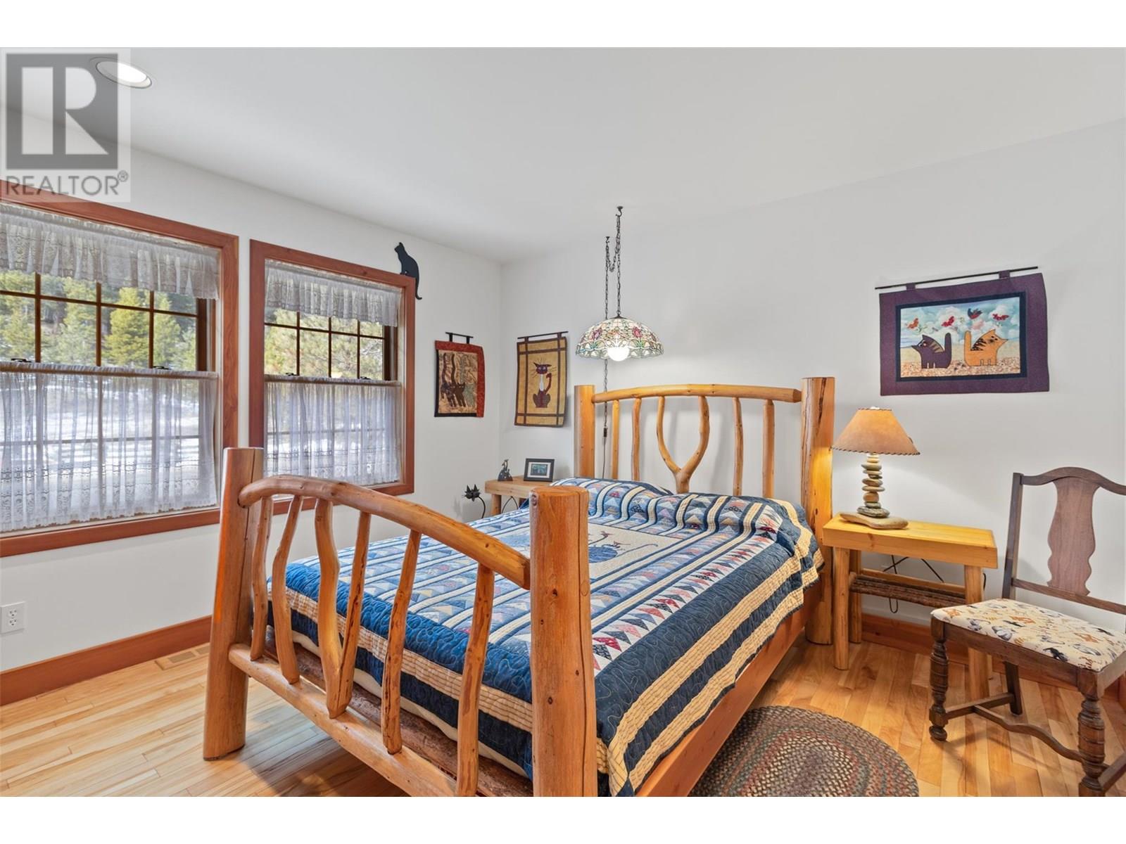 7020 Brolin Road, Logan Lake