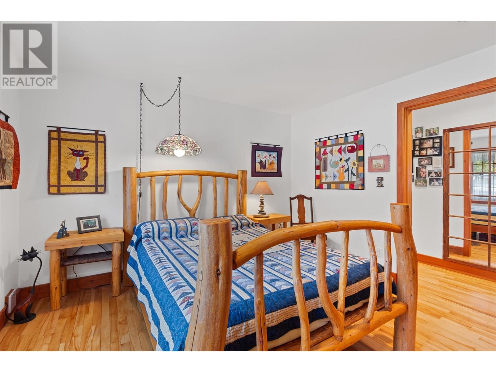 7020 Brolin Road, Logan Lake