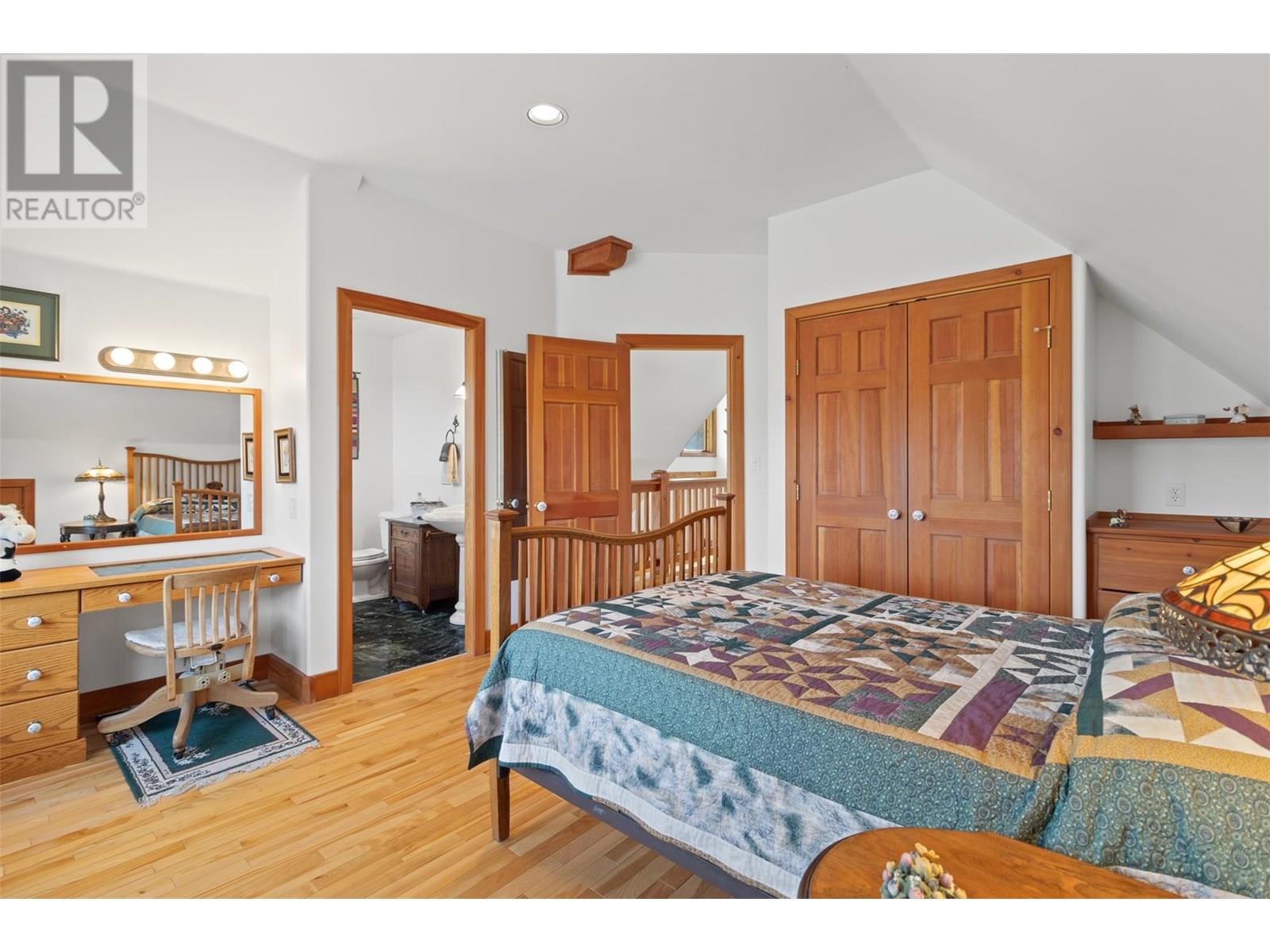 7020 Brolin Road, Logan Lake