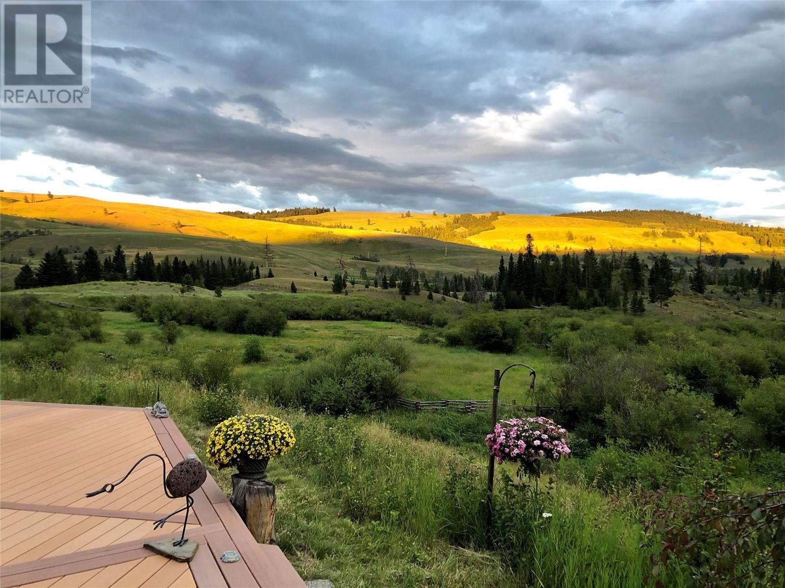 7020 Brolin Road, Logan Lake