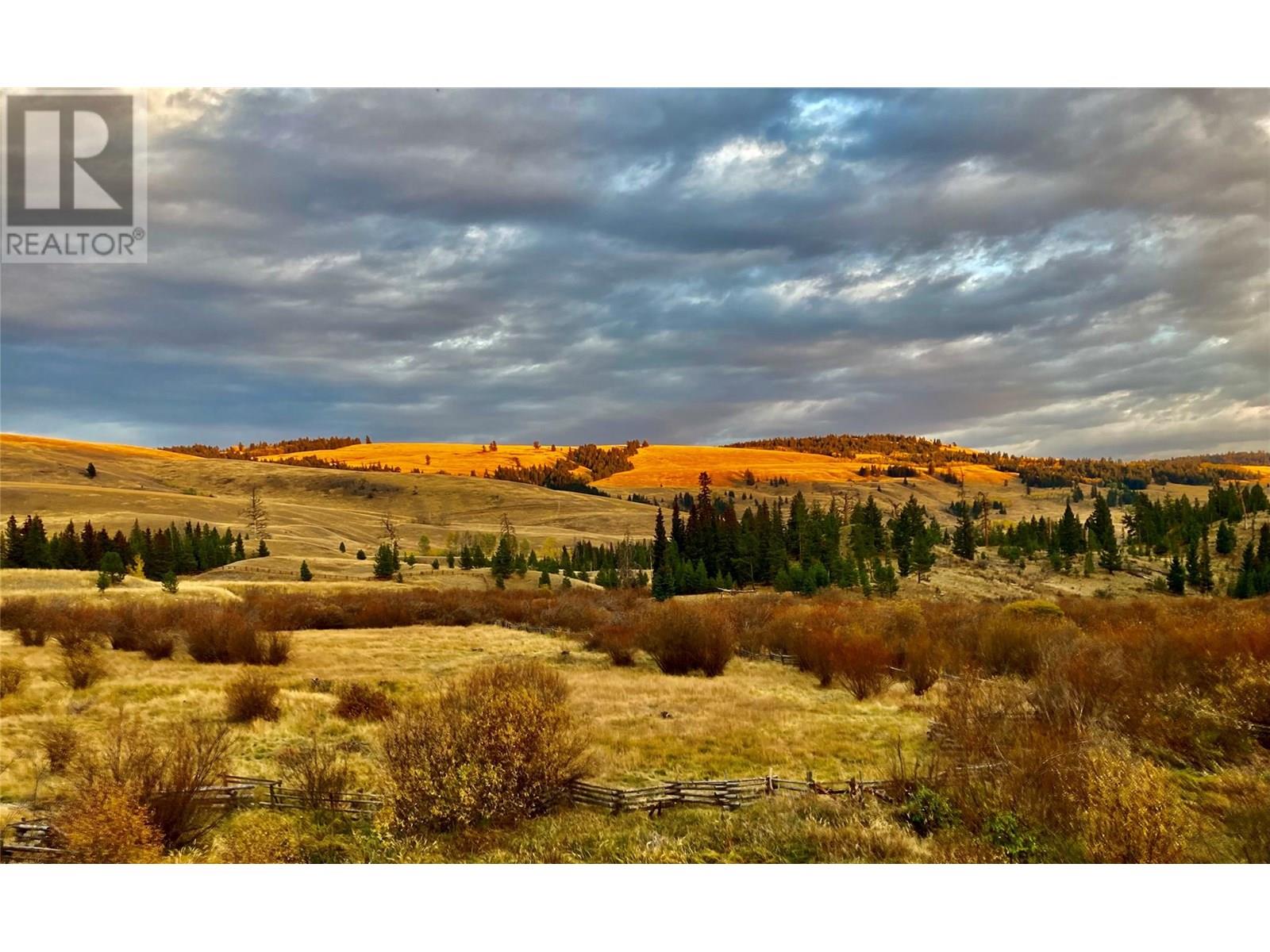 7020 Brolin Road, Logan Lake