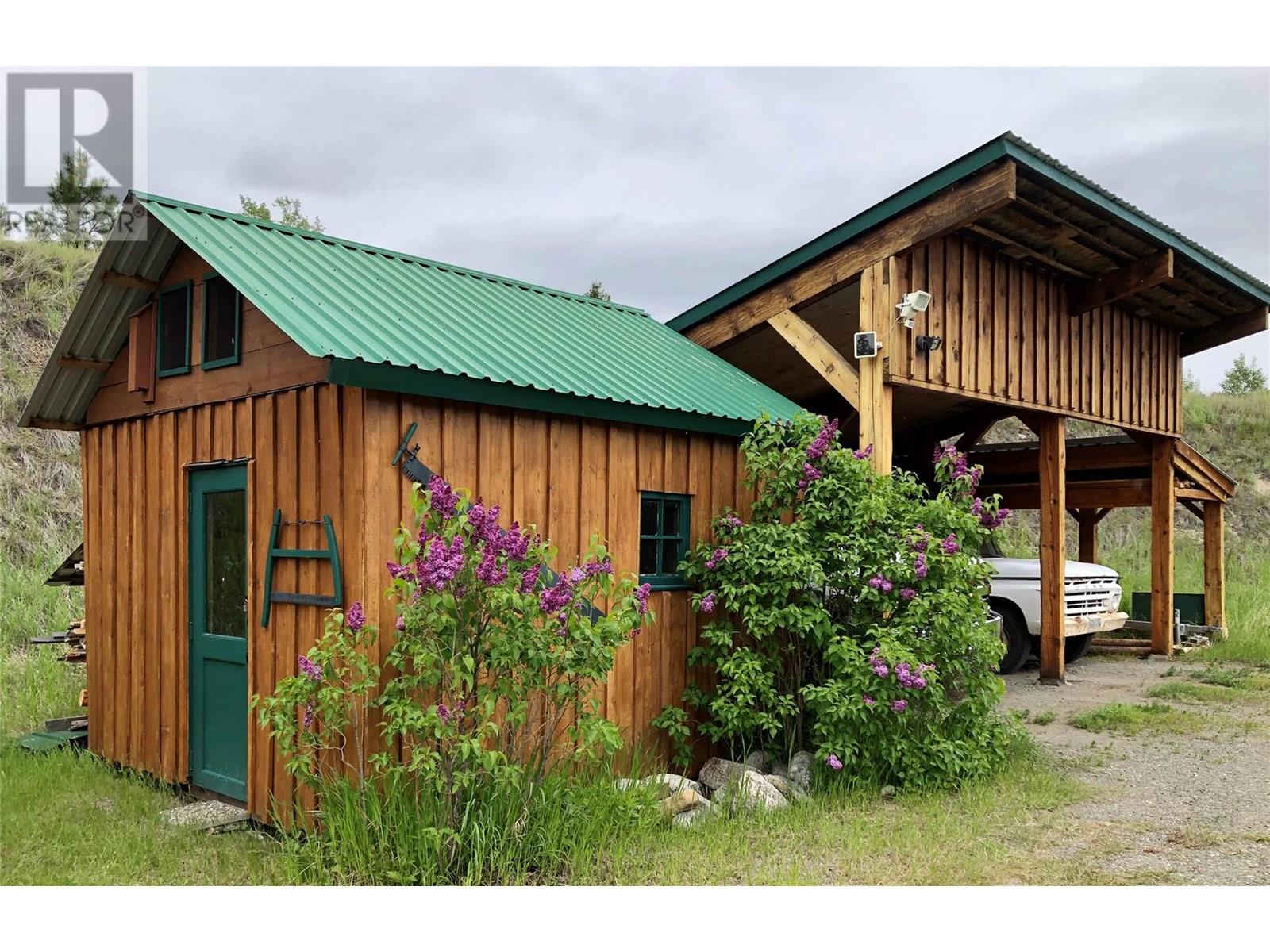 7020 Brolin Road, Logan Lake