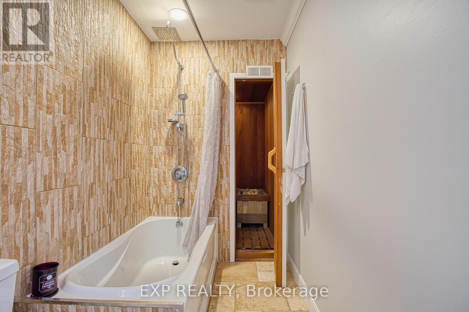 Photo 34 of 3263 Guyatt Road, Hamilton ON