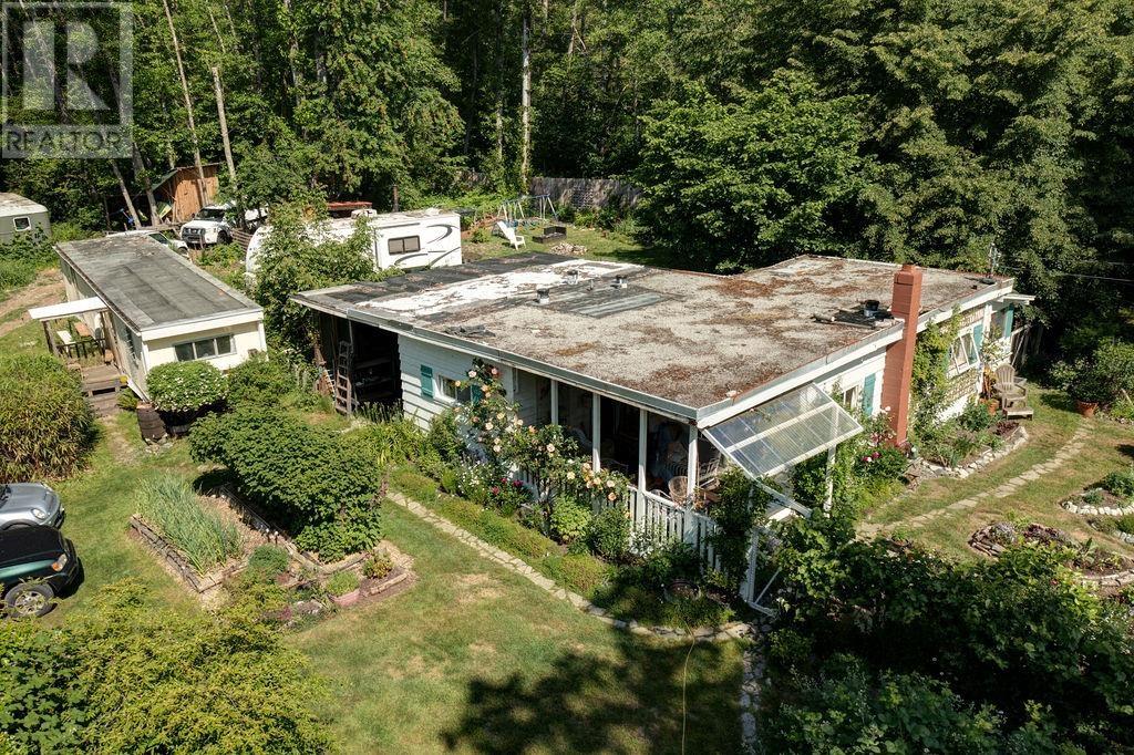947 NORTH ROAD, Gibsons