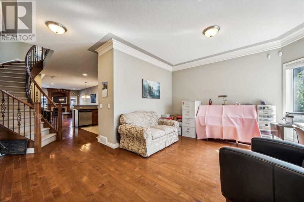 Single Family House for Sale in   Avenue NW Capitol Hill Calgary 