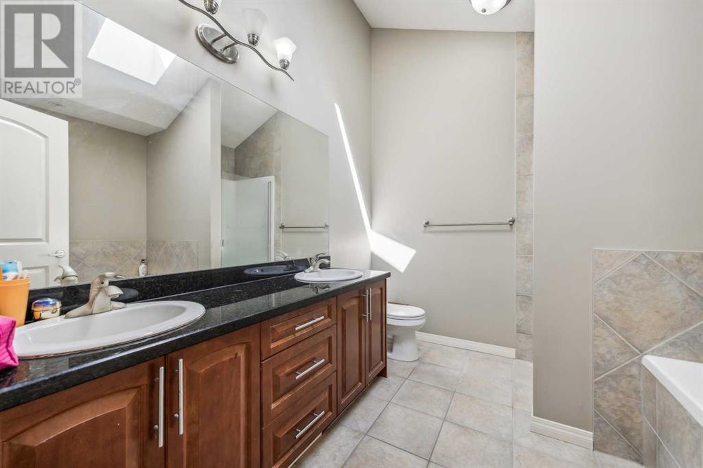 Single Family House for Sale in   Avenue NW Capitol Hill Calgary 