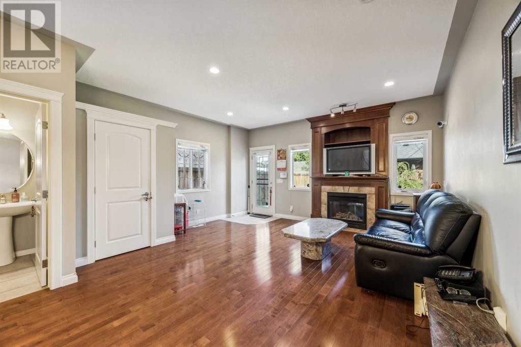 Single Family House for Sale in   Avenue NW Capitol Hill Calgary 