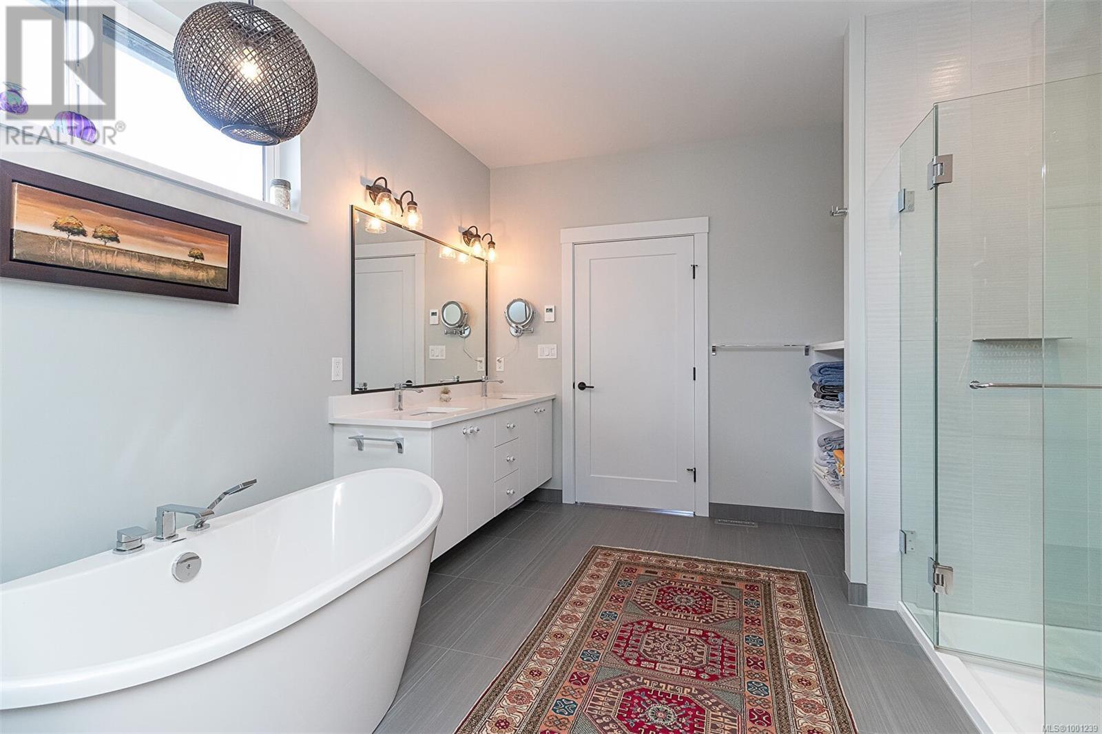  6257 Highwood Drive, Duncan