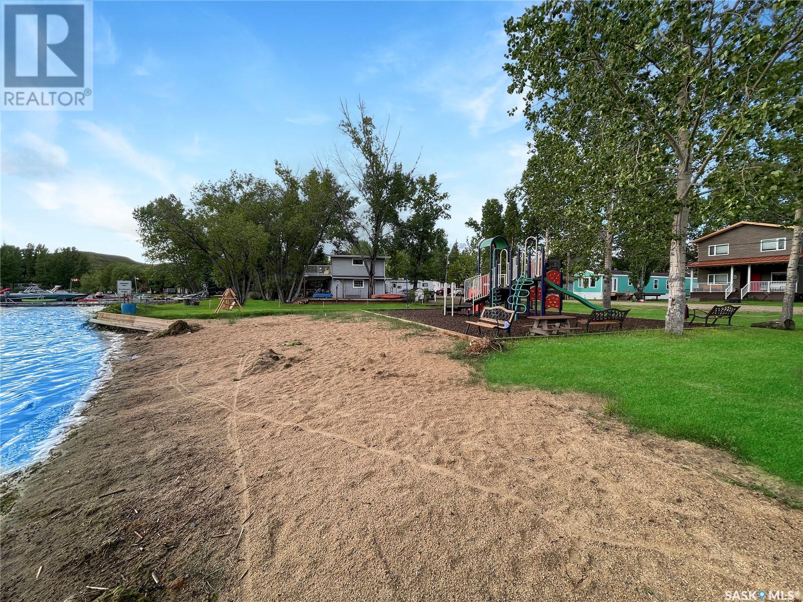 Photo 25 of 236 Janzen Drive, Lac Pelletier Rm No 107 SK