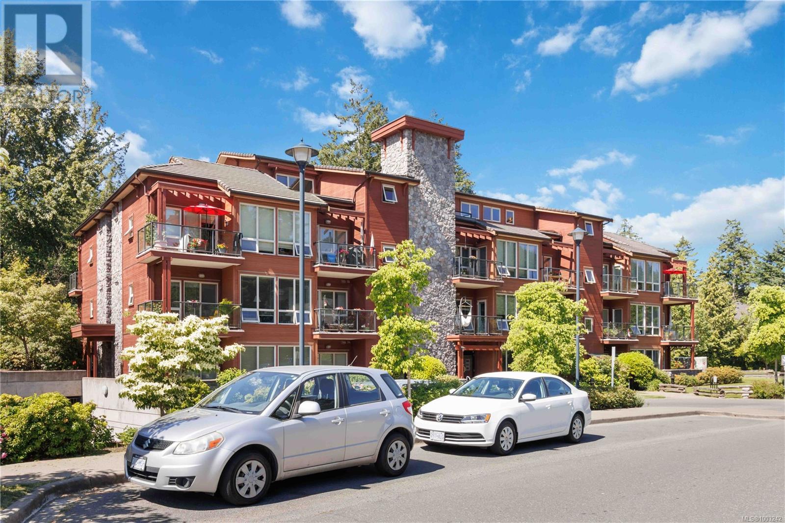 106 635 Brookside Rd, Colwood