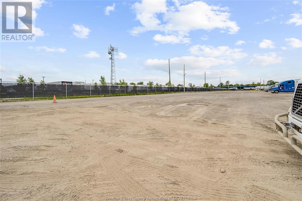 Photo 7 of 3480 Marentette Avenue, Windsor ON