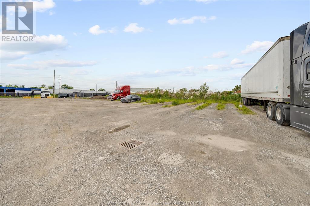 Photo 10 of 3480 Marentette Avenue, Windsor ON