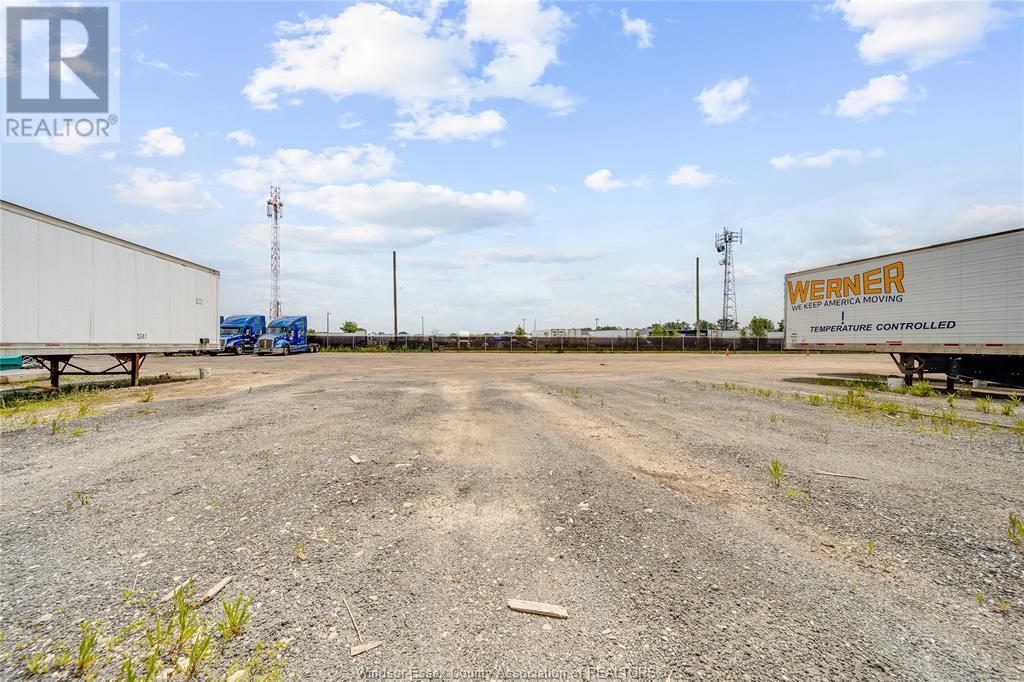 Photo 11 of 3480 Marentette Avenue, Windsor ON