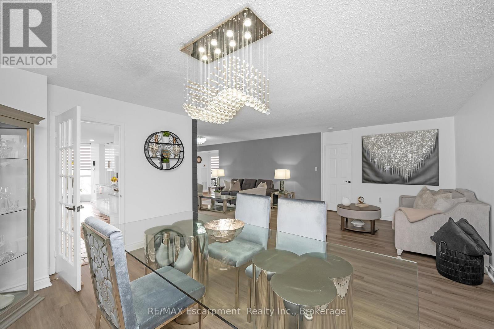 Photo 12 of 301 1237 North Shore Boulevard E, Burlington ON