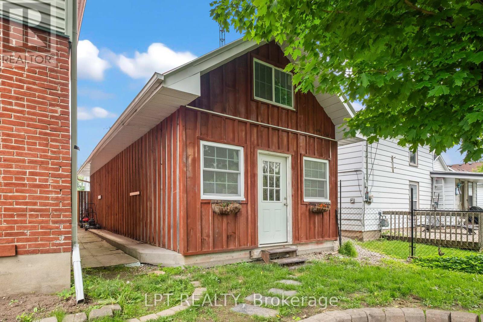 Photo 47 of 277 Brock Street, Gananoque ON