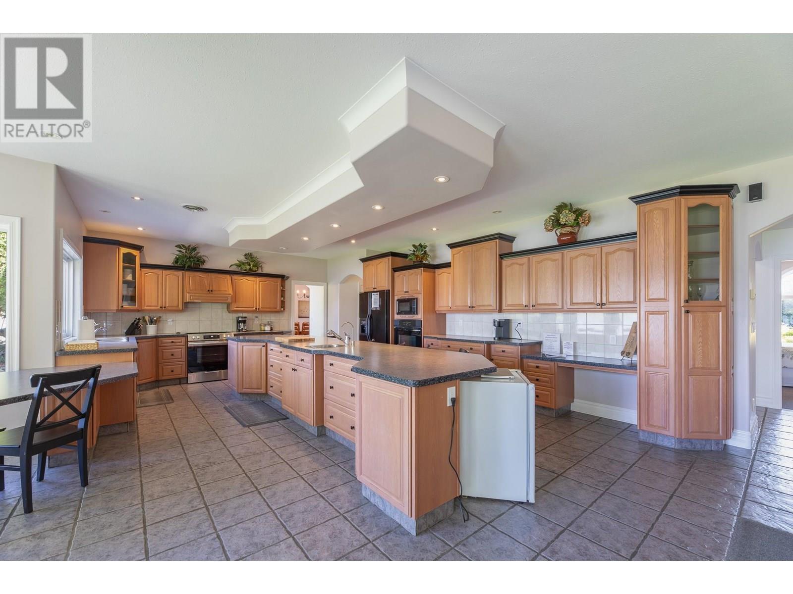 166 SUNDIAL Road, Oliver