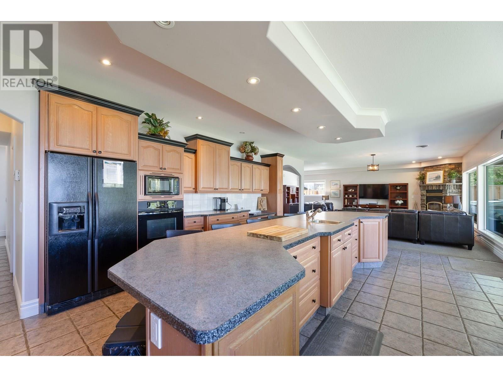 166 SUNDIAL Road, Oliver