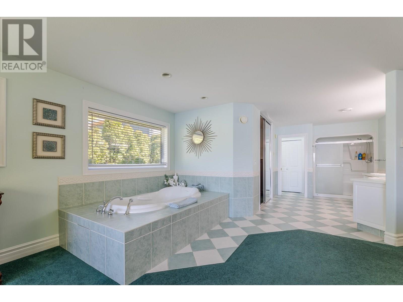 166 SUNDIAL Road, Oliver
