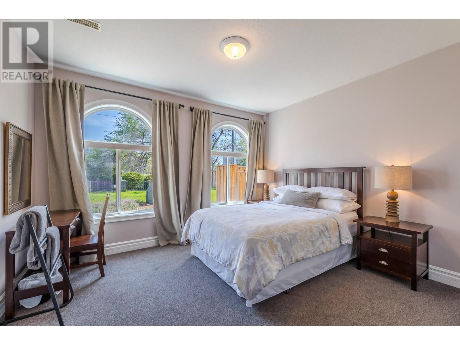 166 SUNDIAL Road, Oliver