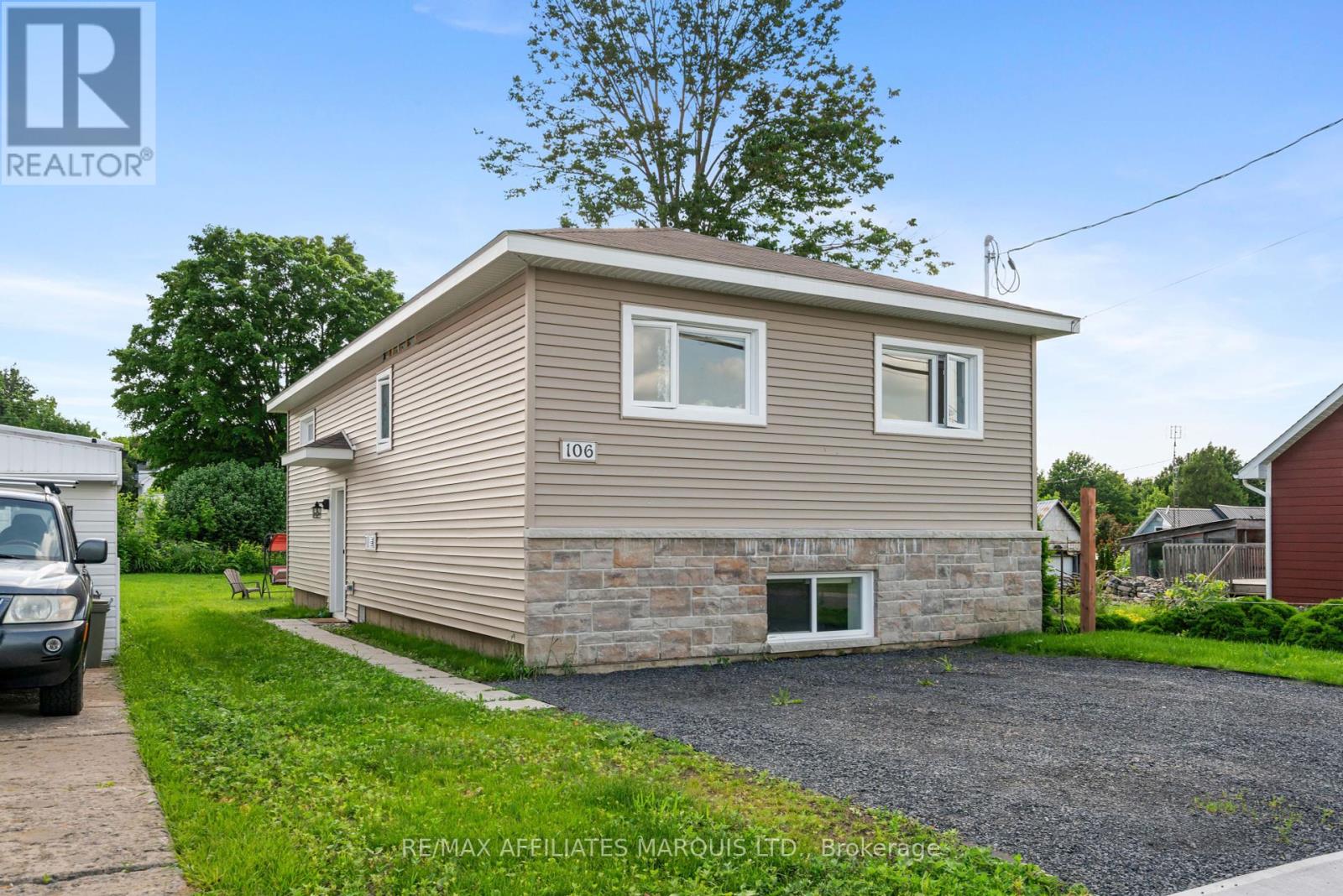 Photo 1 of 106 Bishop Street S, North Glengarry ON