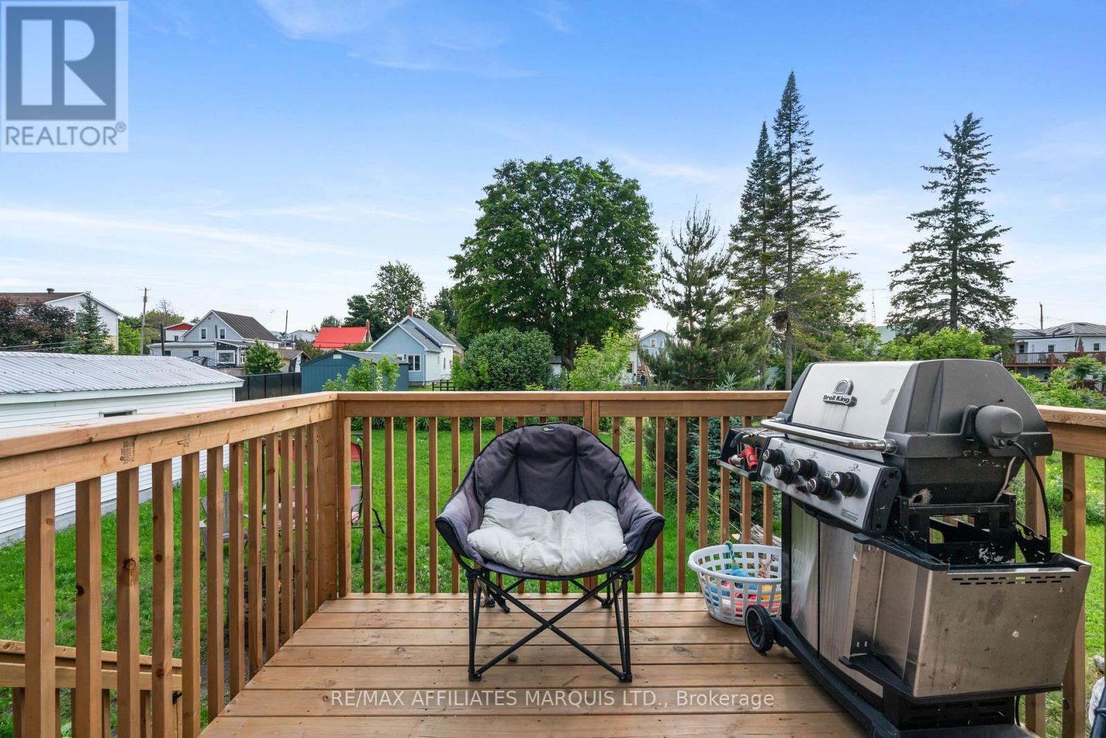 Photo 30 of 106 Bishop Street S, North Glengarry ON