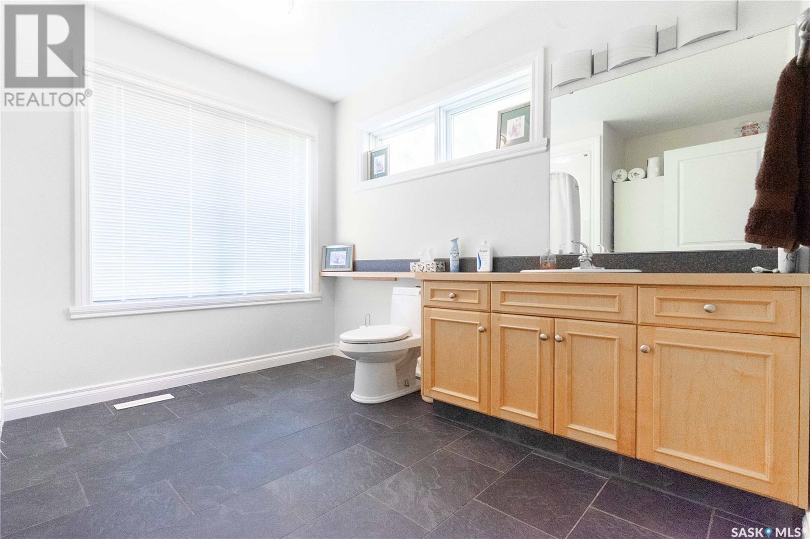 Photo 30 of 49 Taylor Street, North Quappelle Rm No 187 SK