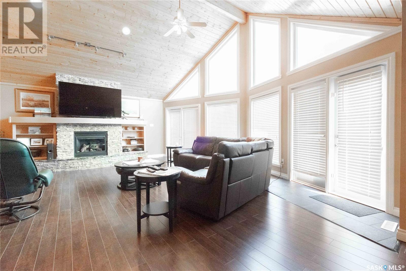 Photo 6 of 49 Taylor Street, North Quappelle Rm No 187 SK