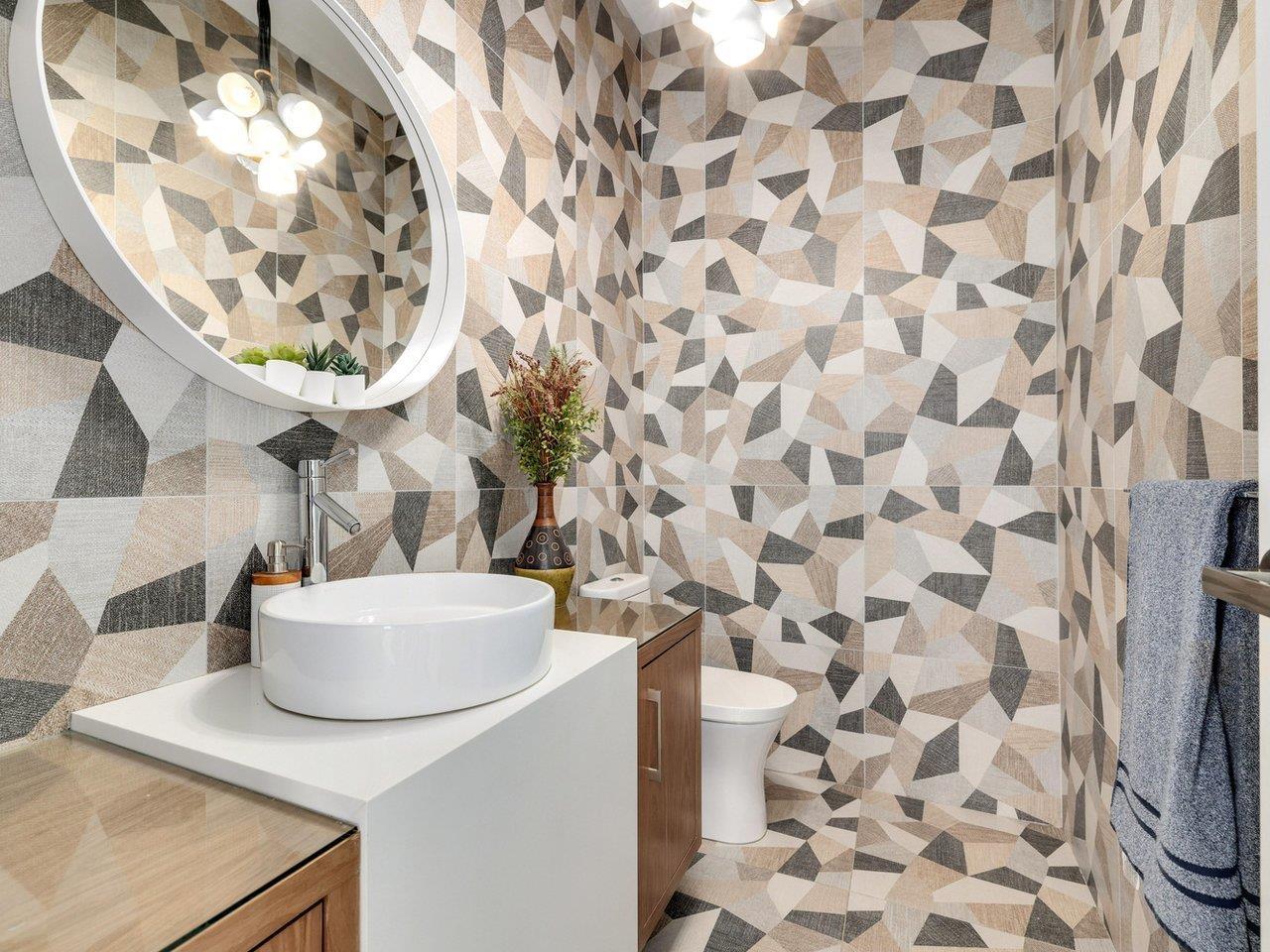 1126 STEVENS STREET, White Rock real estate listing R2977150